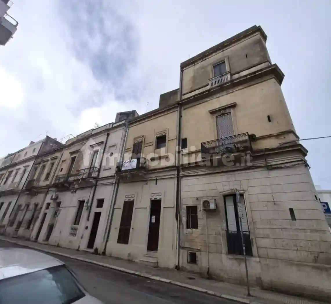 Palazzo - Edificio - foto 2