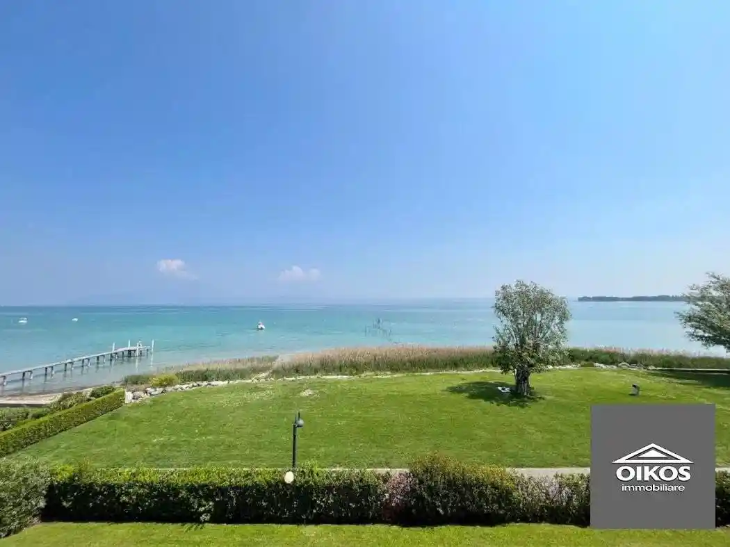 Appartamento in vendita a Sirmione