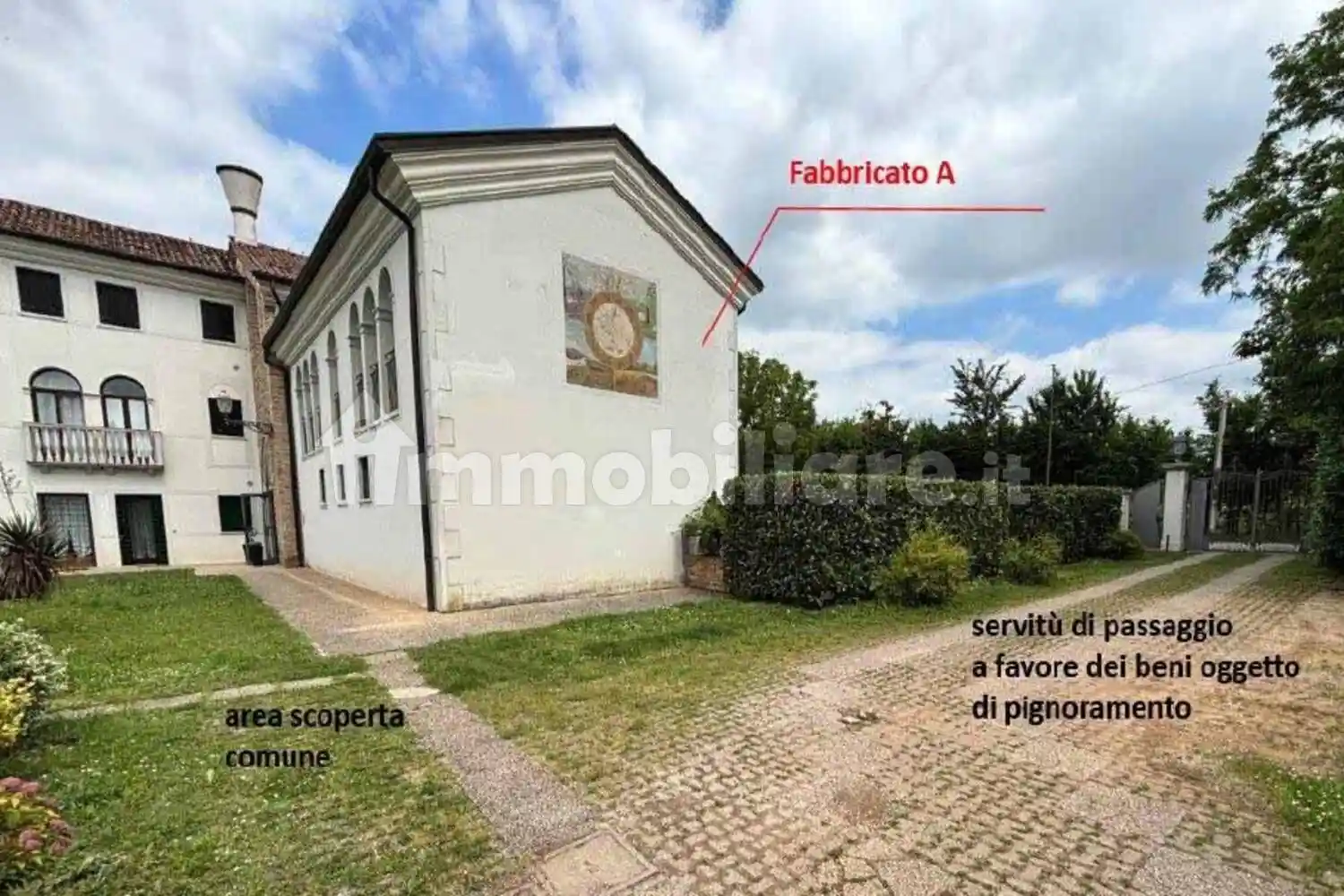 Appartamento in vendita a Paese