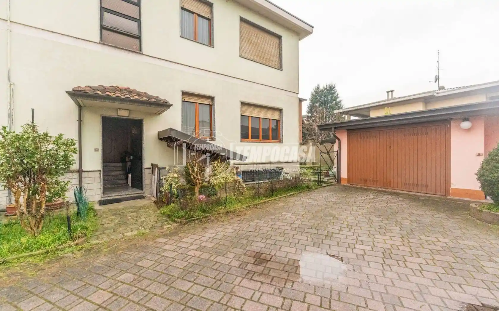 Villa in vendita a Abbiategrasso