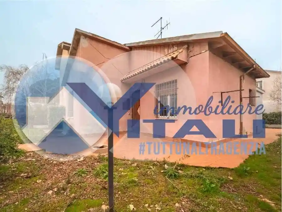 Casa indipendente in vendita a Cesena