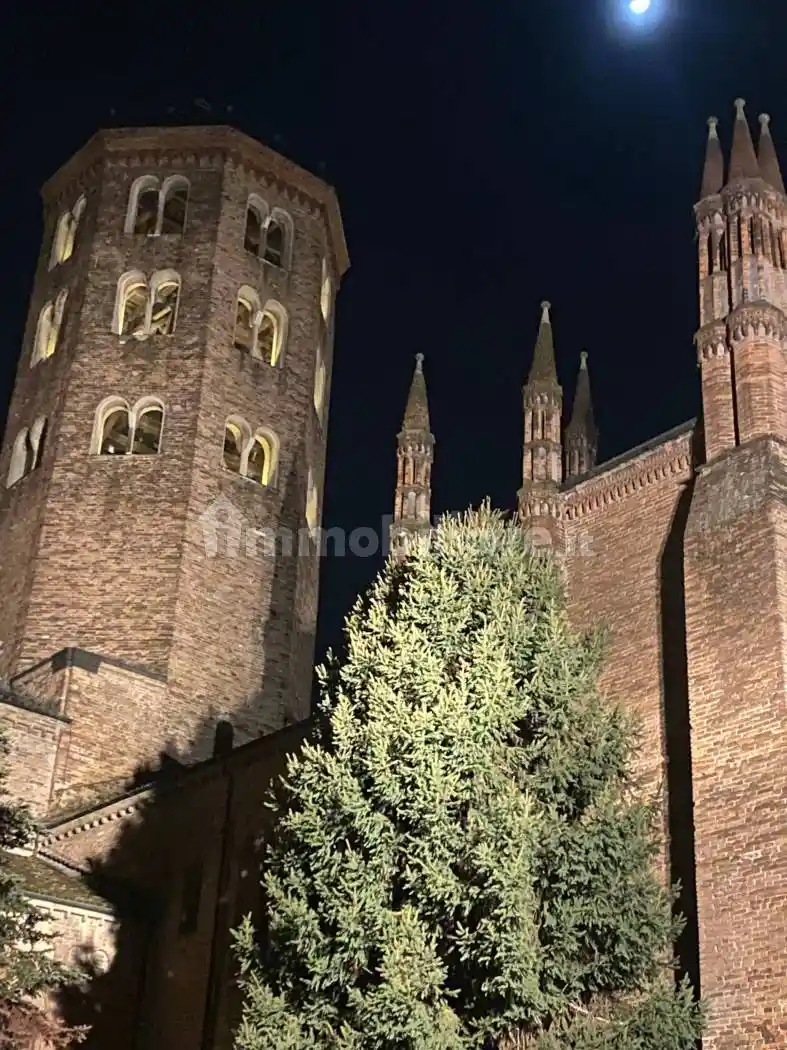Casa indipendente in vendita a Piacenza