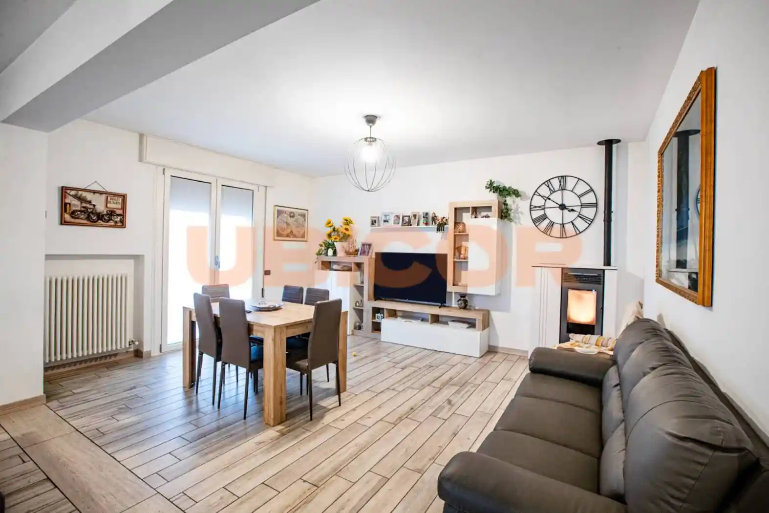 Villa in vendita a Due Carrare