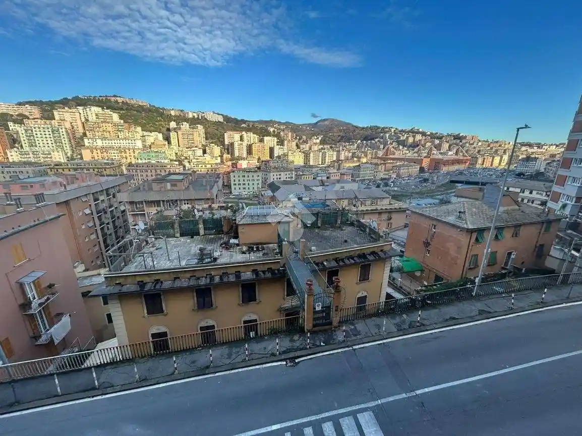 Appartamento in vendita a Genova