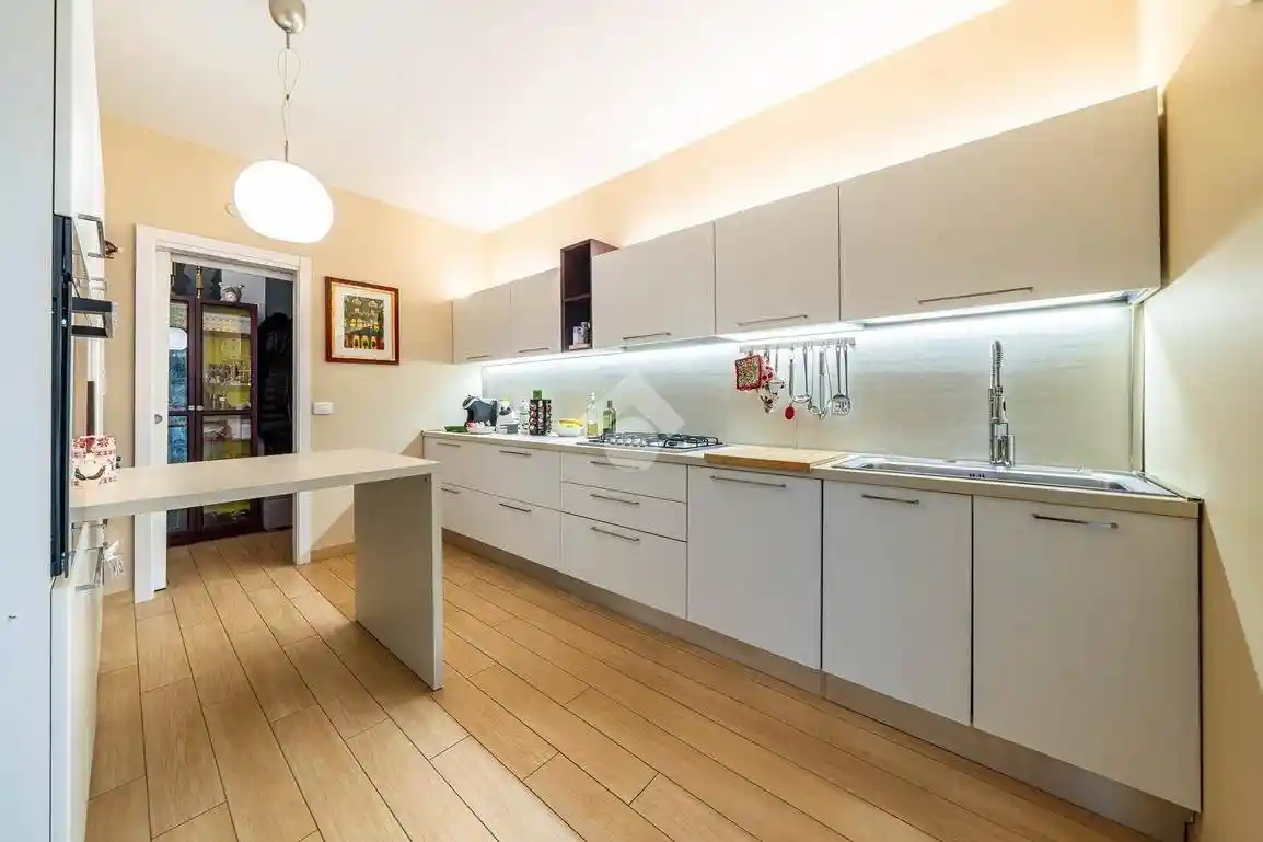 Appartamento in vendita a Parma