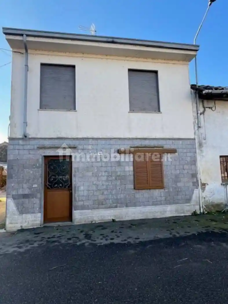Casa indipendente in vendita a Mortara