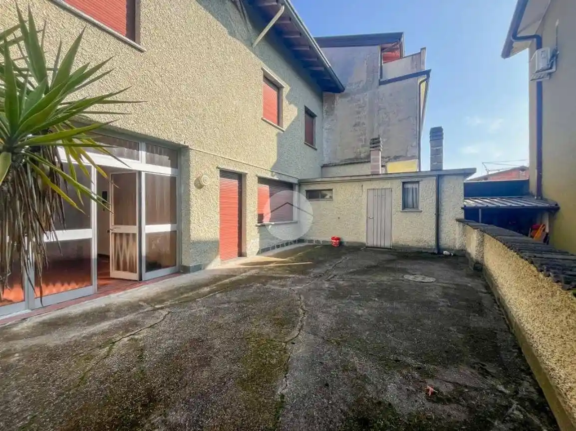 Casa indipendente in vendita a Castrezzato