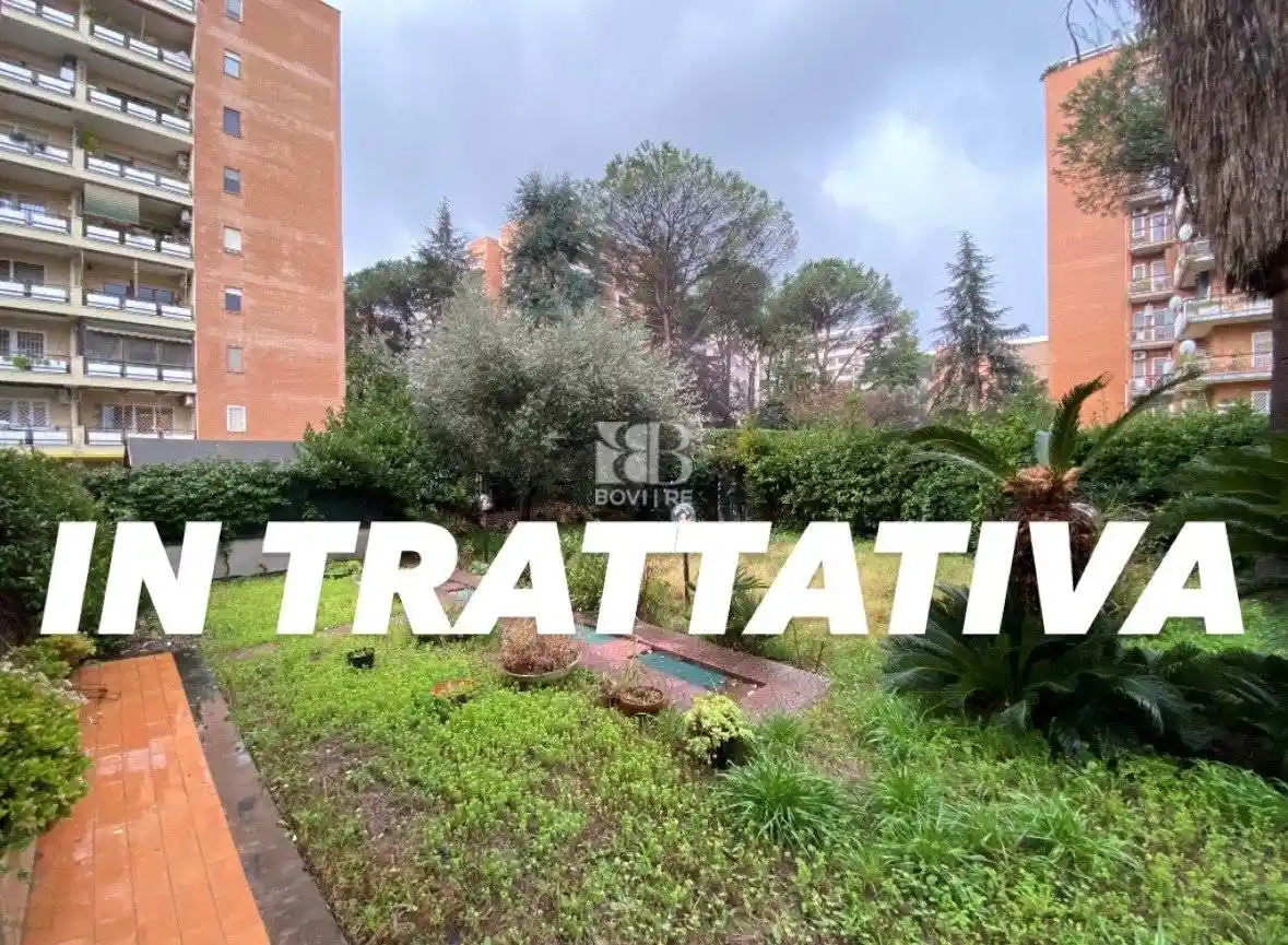 Appartamento in vendita a Roma