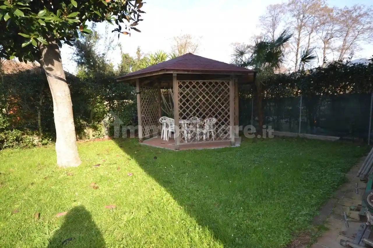 Villa in affitto a Pietrasanta