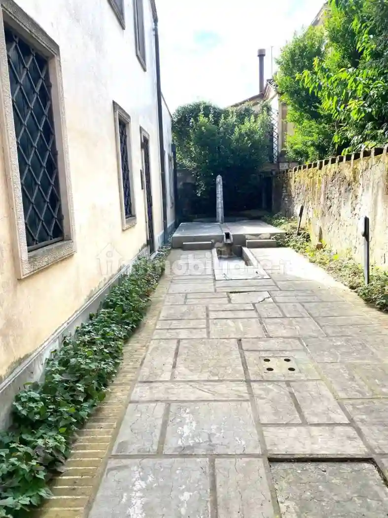 Palazzo - Edificio - foto 2