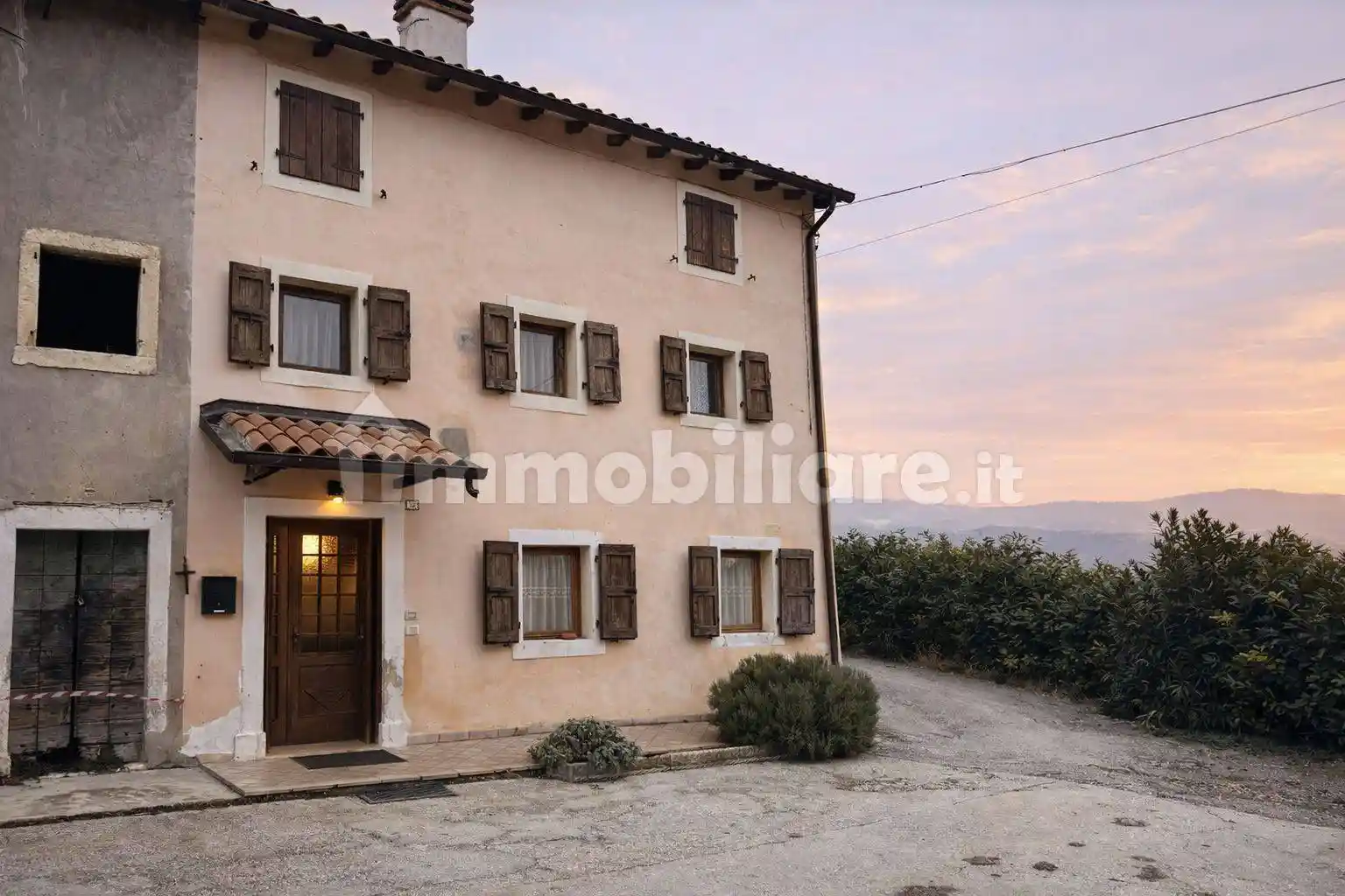 Rustico - Casale in vendita a Montecchia di Crosara