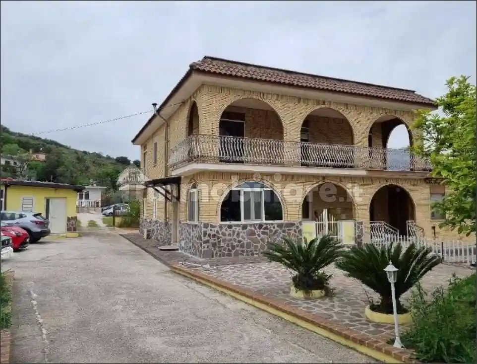 Appartamento in vendita a Priverno