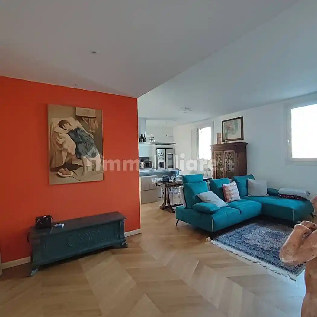 Appartamento in vendita a Pavia