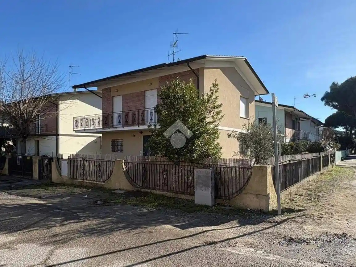 Villa in vendita a Cesenatico