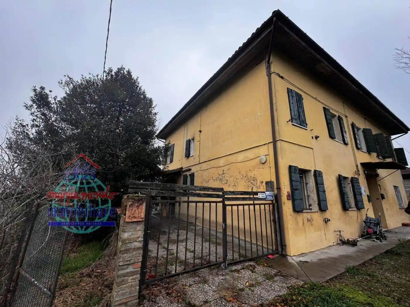 Villa in vendita a Cento
