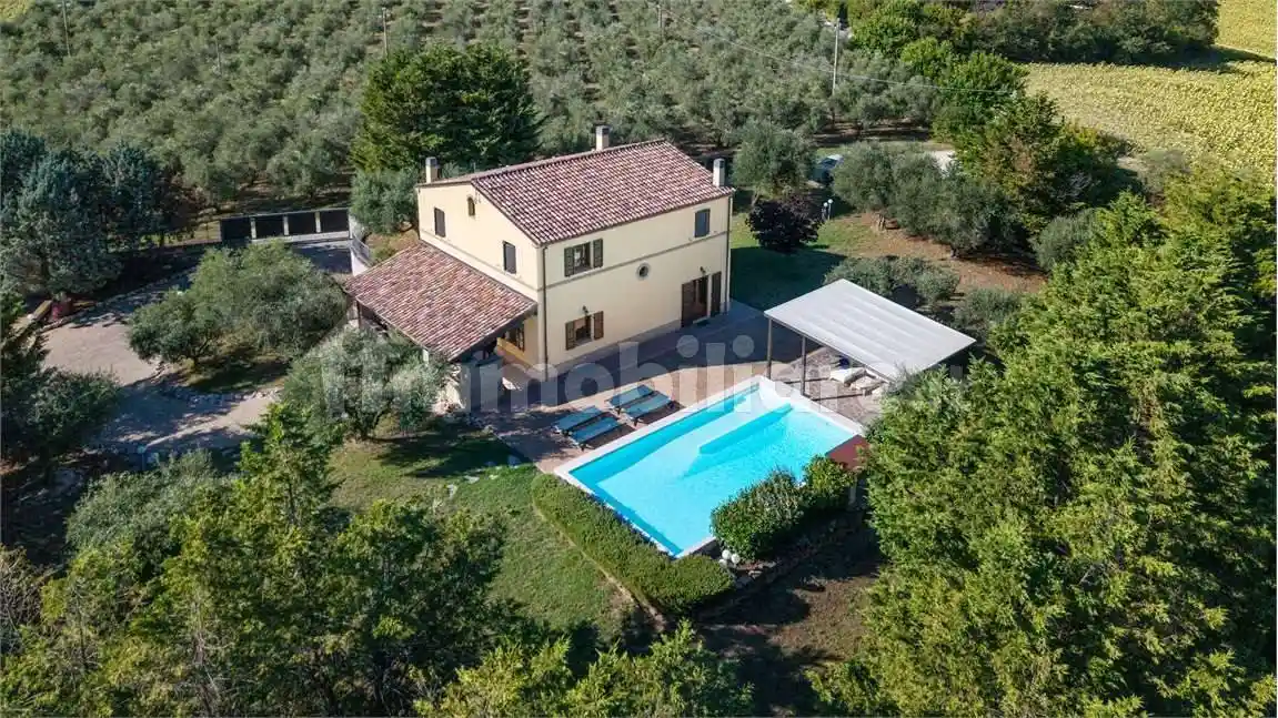 Villa in vendita a San Marcello