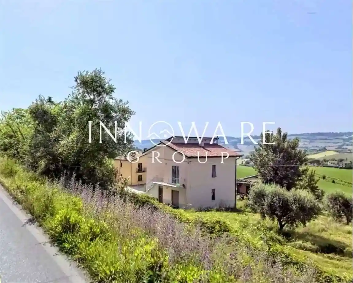 Villa in vendita a Potenza Picena