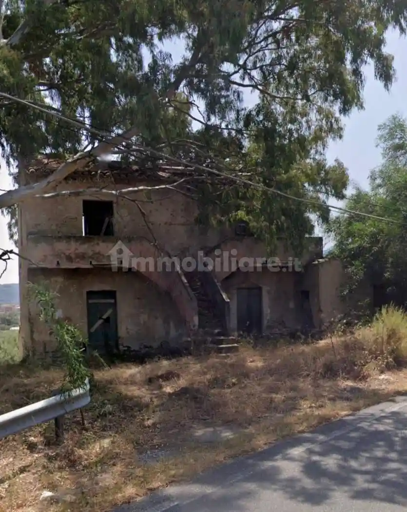 Palazzo - Edificio in vendita a Gasperina