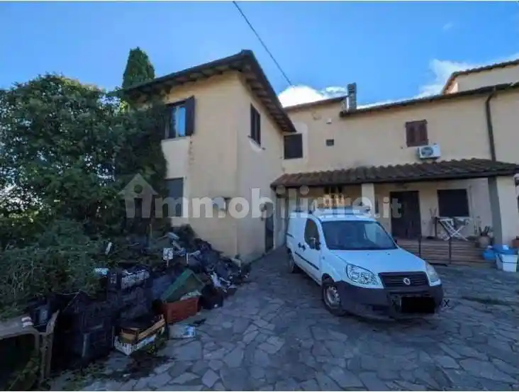 Casa indipendente in vendita a Lastra a Signa
