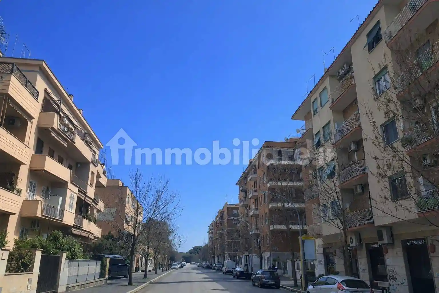 Appartamento in vendita a Roma