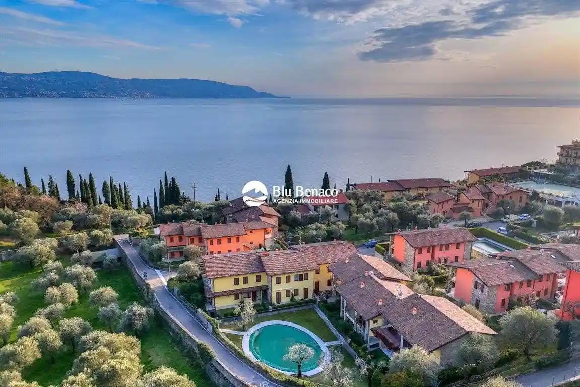 Appartamento in vendita a Toscolano-Maderno