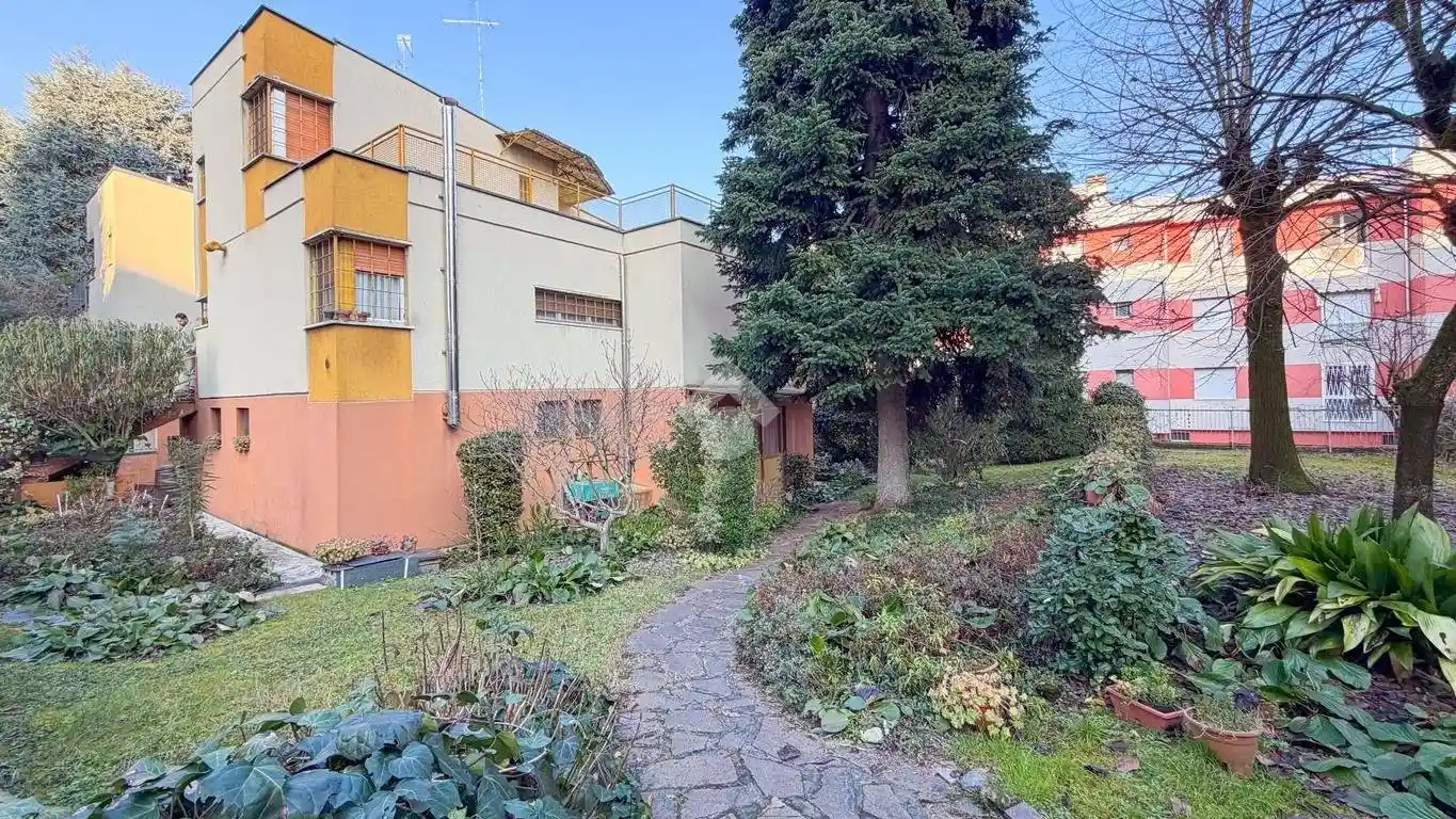 Villa in vendita a San Donato Milanese