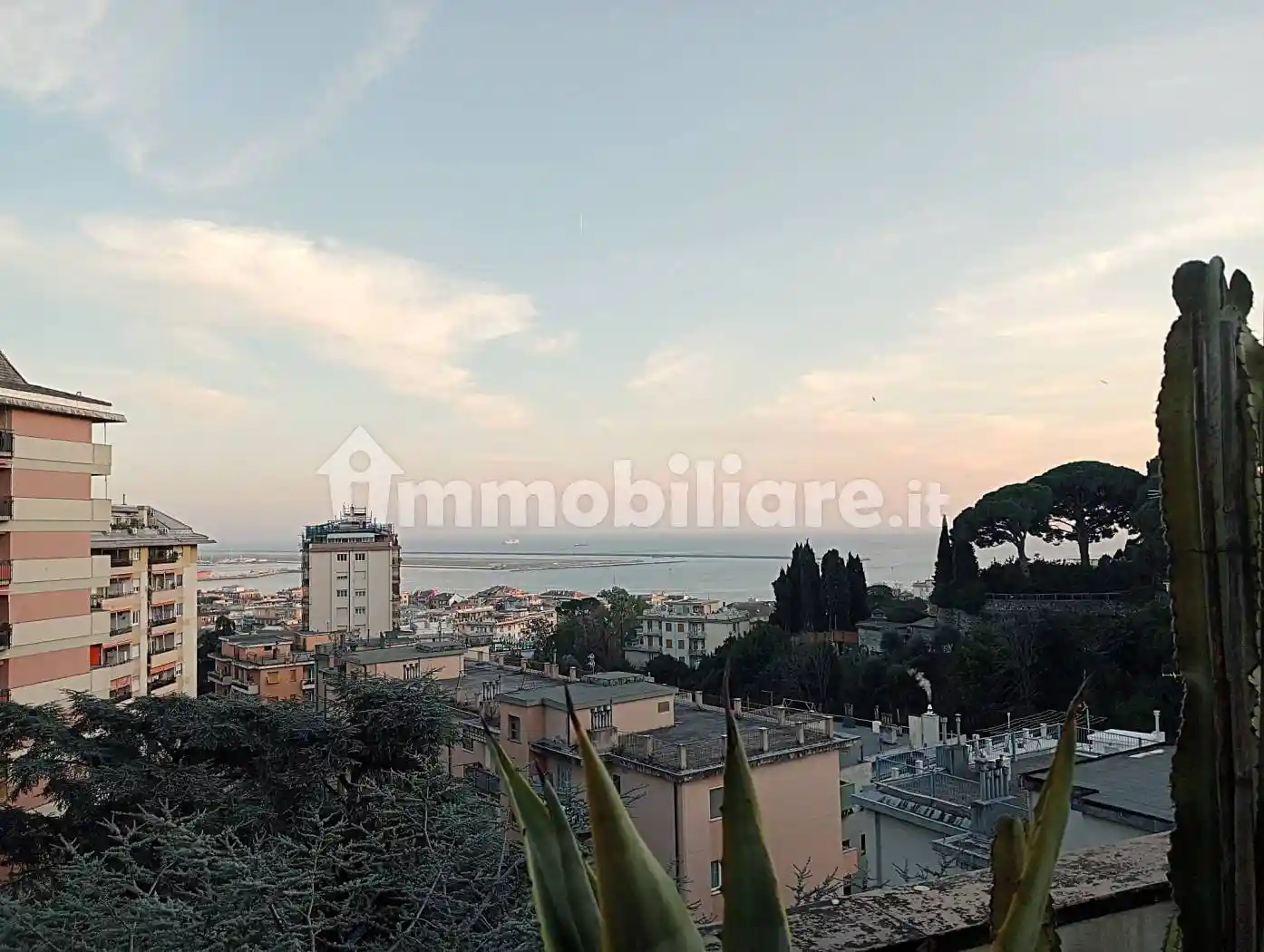 Appartamento in vendita a Genova