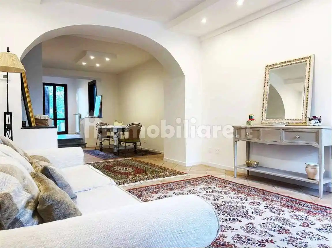 Rustico - Casale in vendita a Pistoia