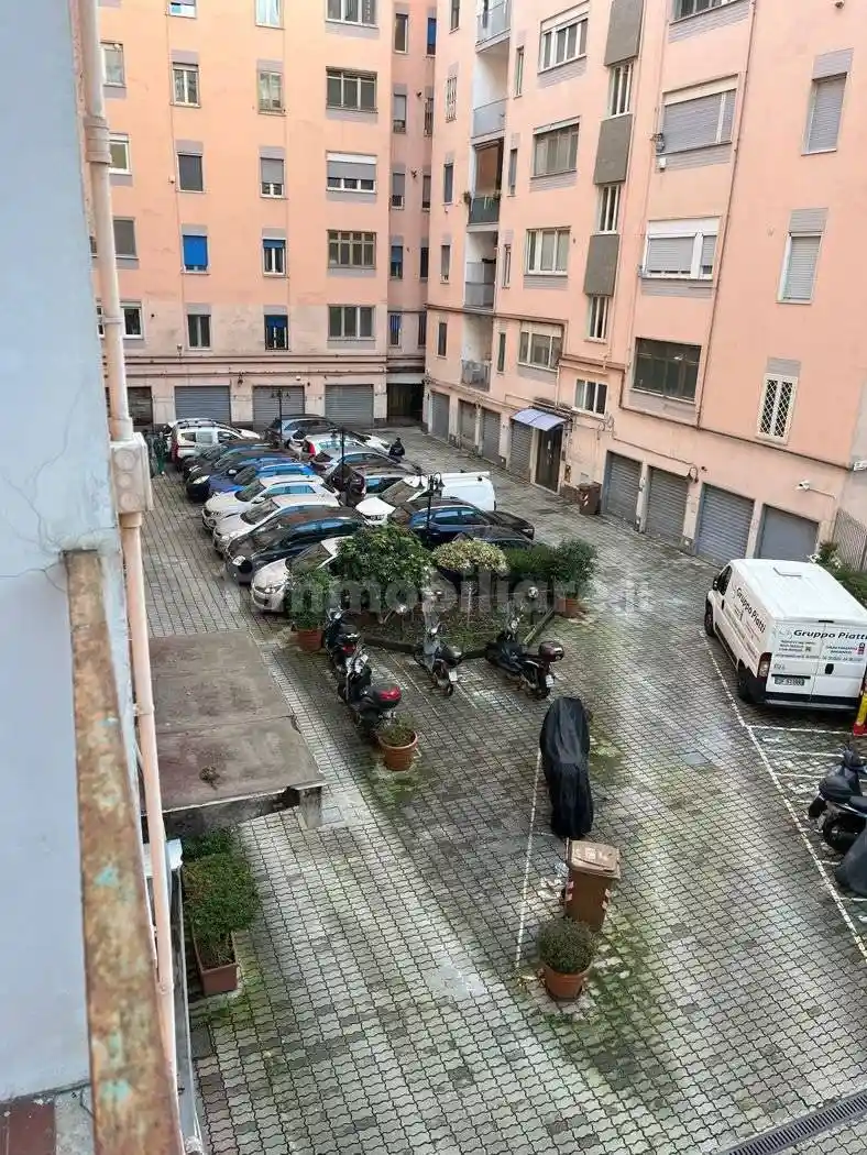 Appartamento in affitto a Napoli