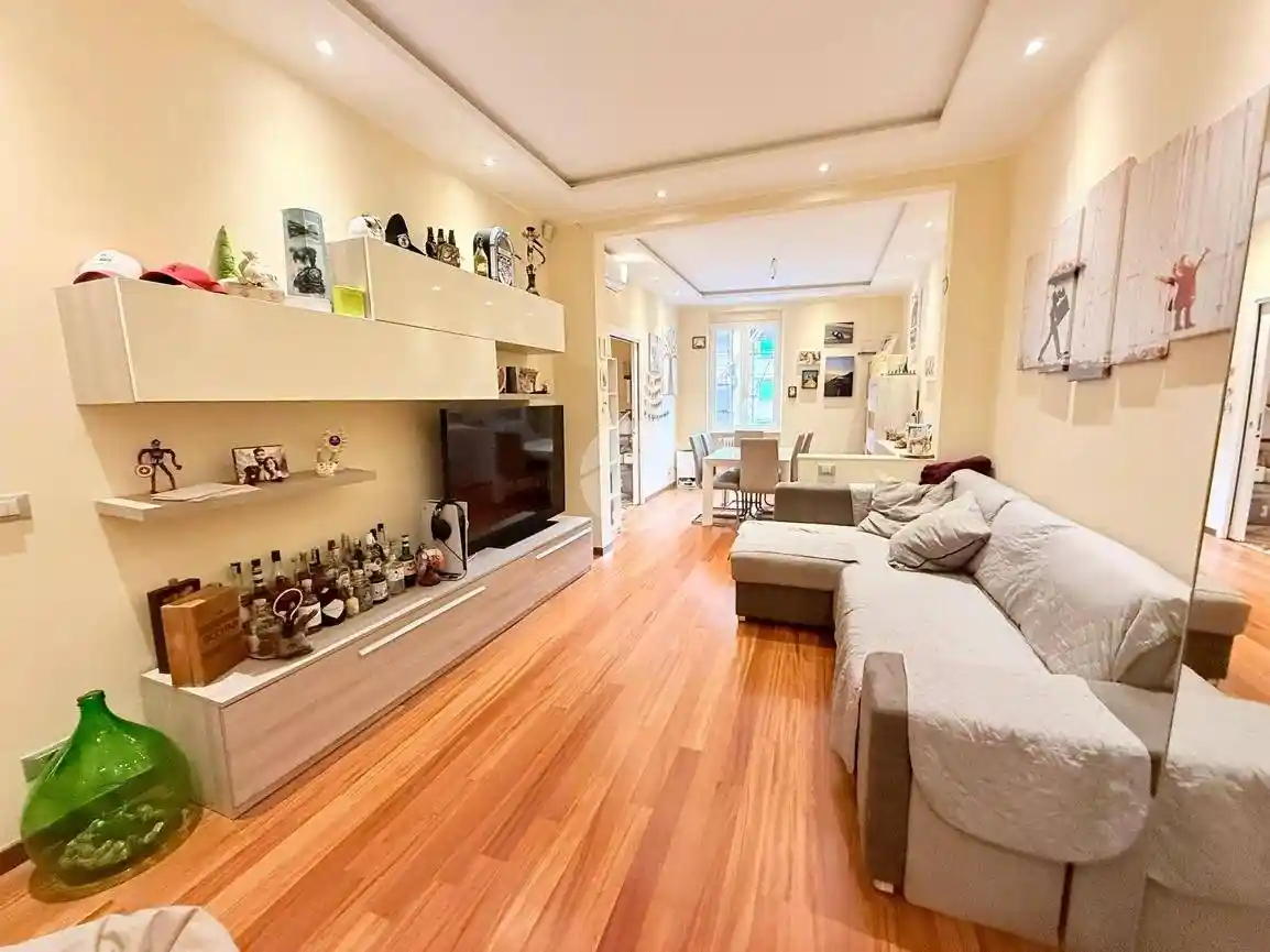 Appartamento in vendita a Genova