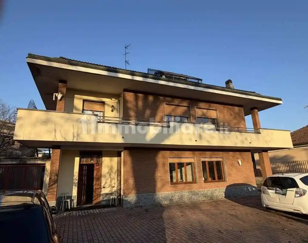 Villa in vendita a Limbiate