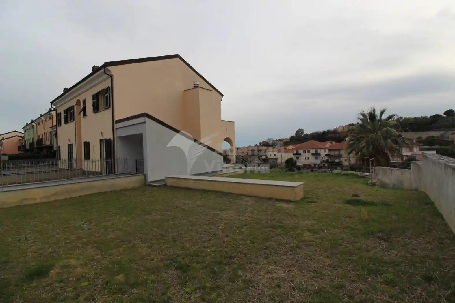 Villetta a schiera in vendita a Loano