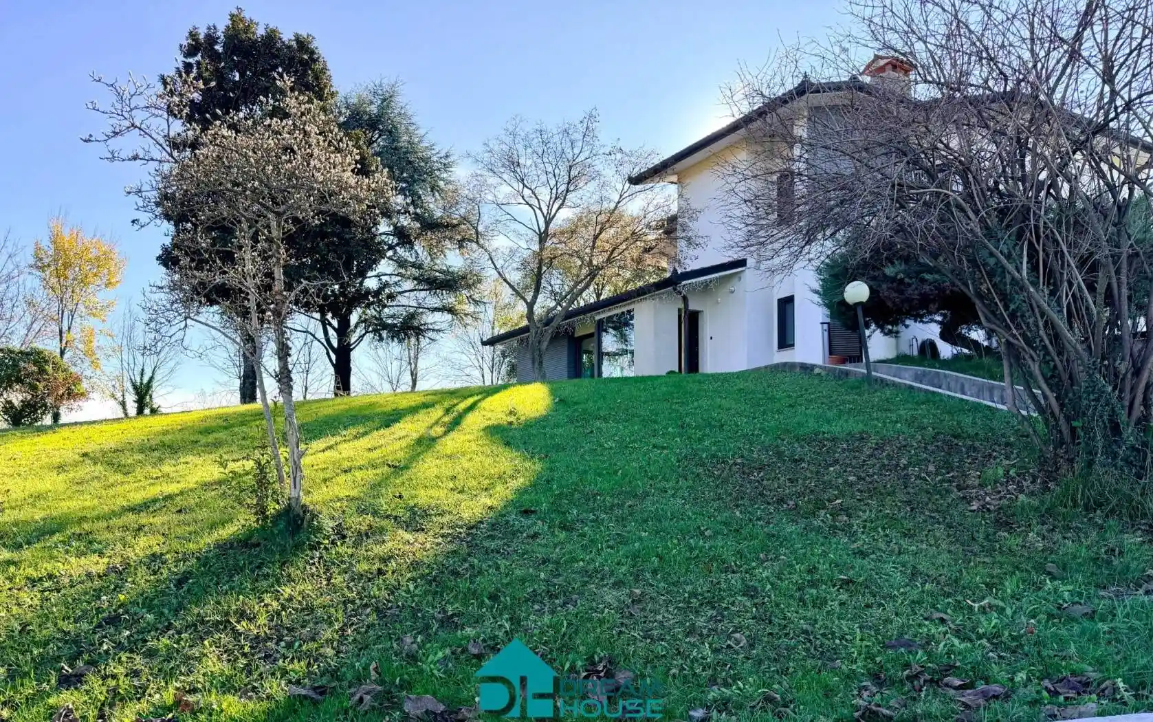 Villa in vendita a Colloredo di Monte Albano