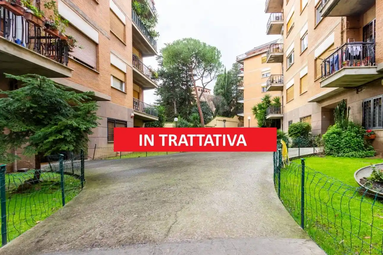 Appartamento in vendita a Roma