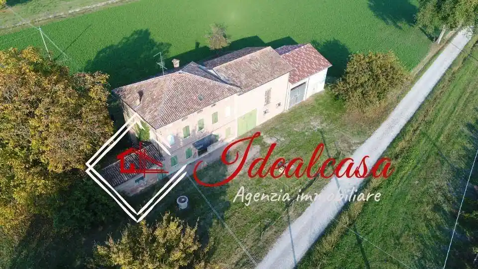 Rustico - Casale in vendita a Novellara