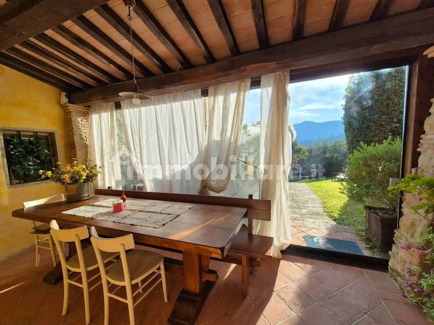Casa indipendente in vendita a Serravalle Pistoiese