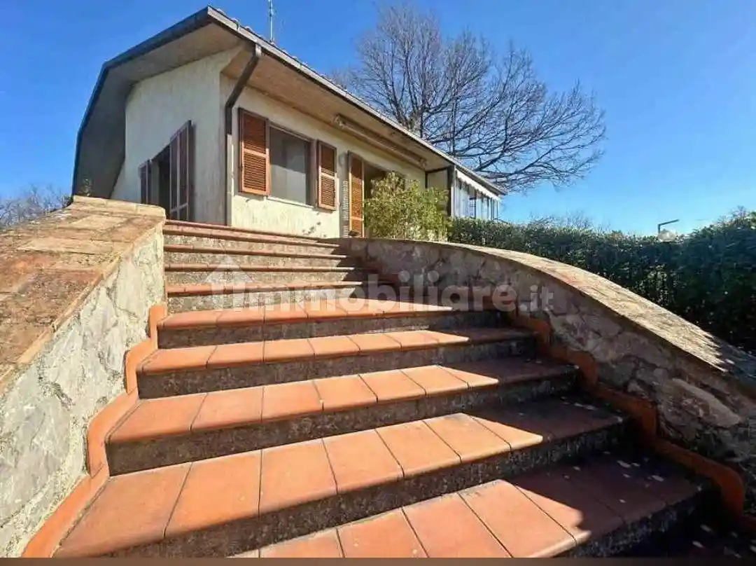 Villa in vendita a Semproniano