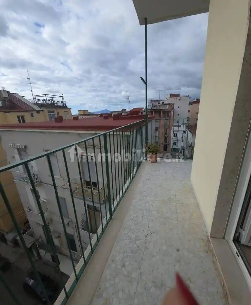 Appartamento in affitto a Napoli