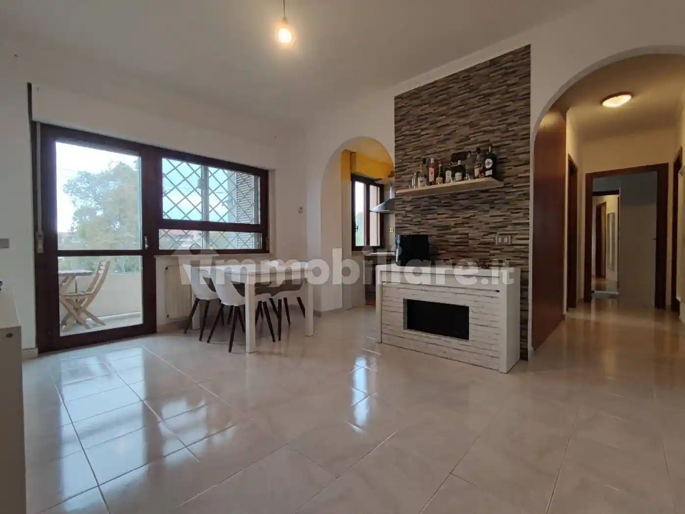 Appartamento in vendita a Pomezia