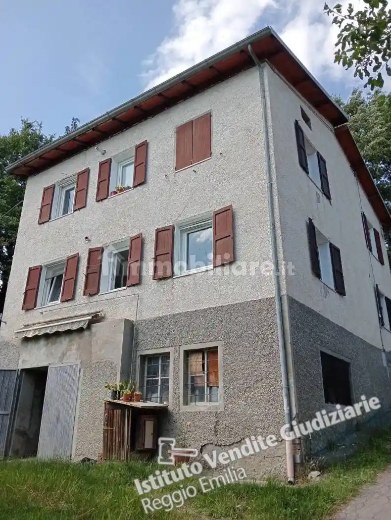 Appartamento in vendita a Carpineti