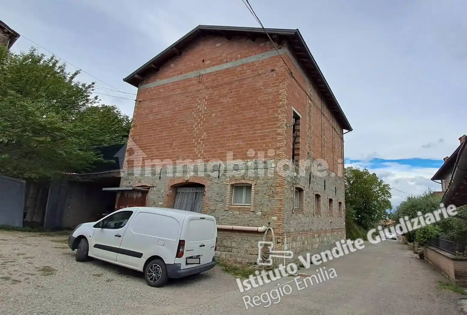 Rustico - Casale in vendita a Baiso