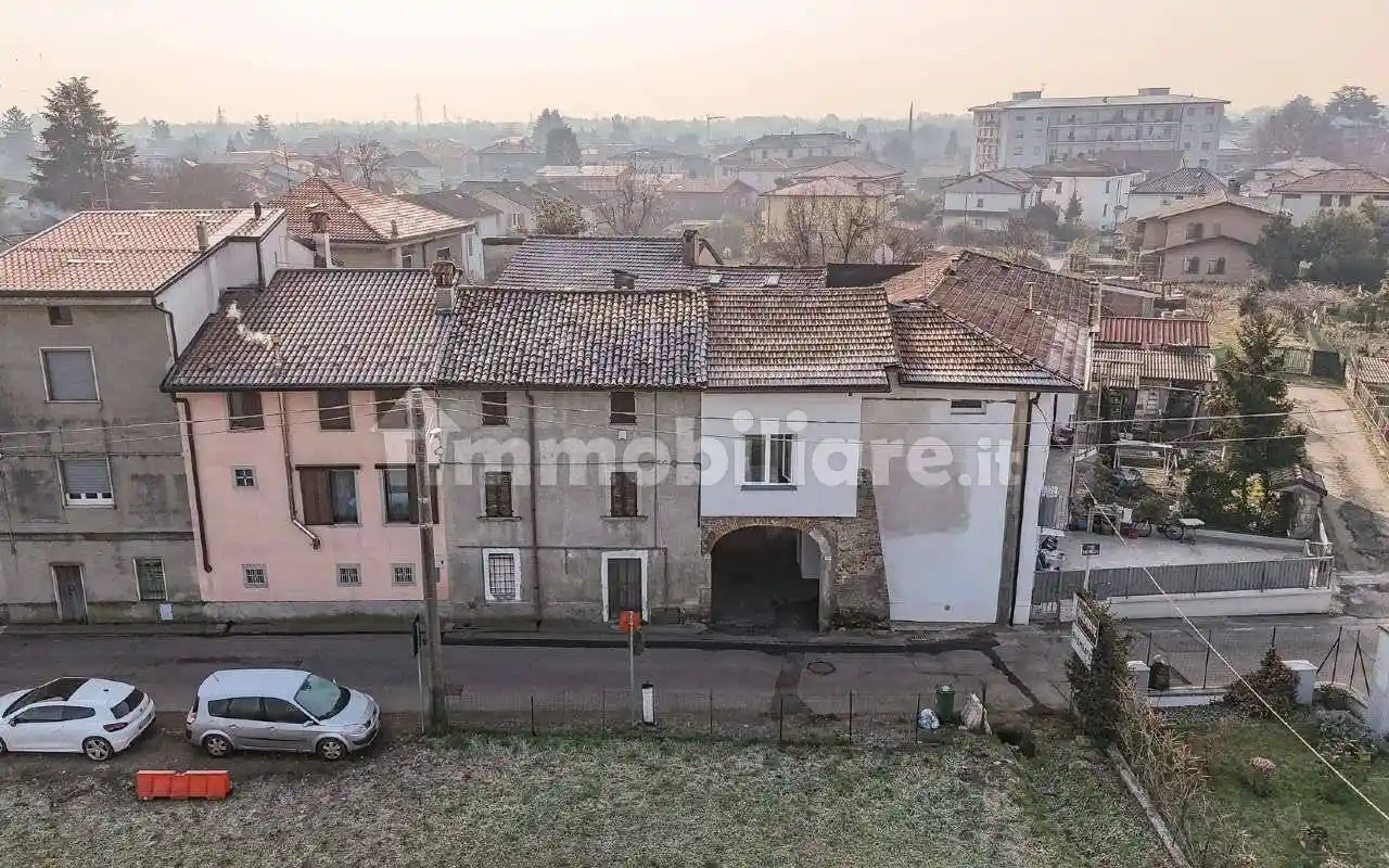 Casa indipendente in vendita a Brembate