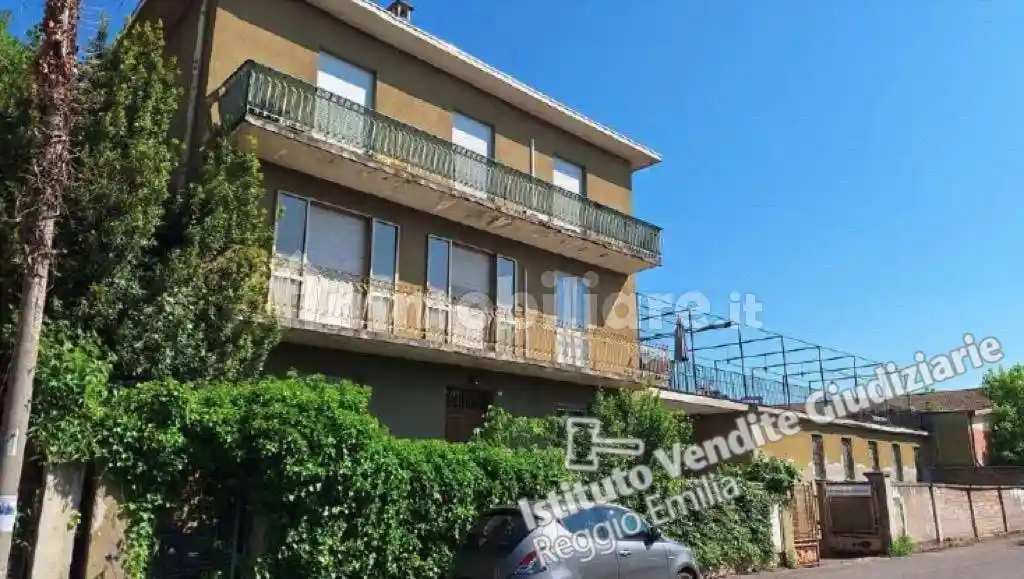 Appartamento in vendita a Reggio Emilia