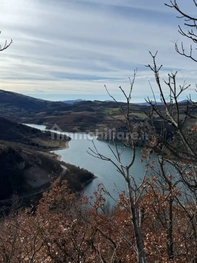 Villa in vendita a Fiastra