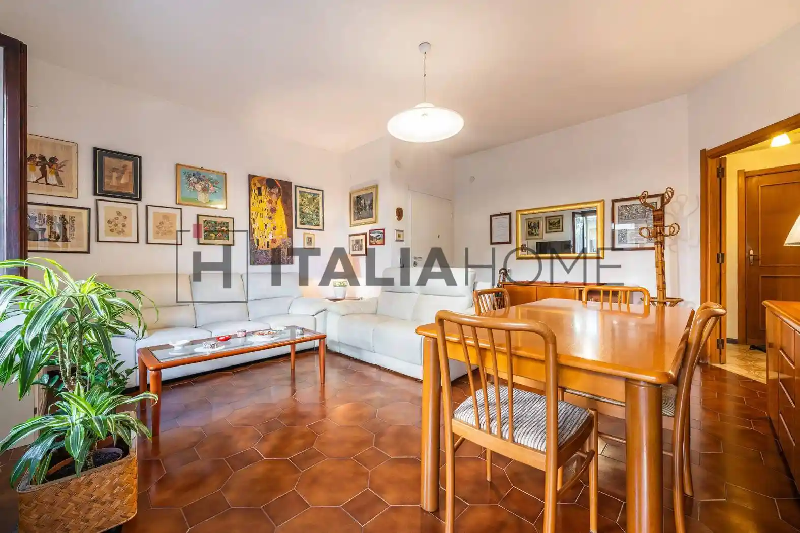 Appartamento in vendita a Cagliari