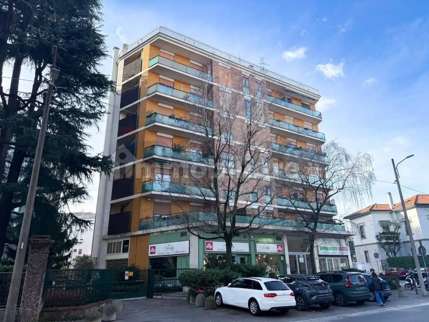 Appartamento in vendita a Monza