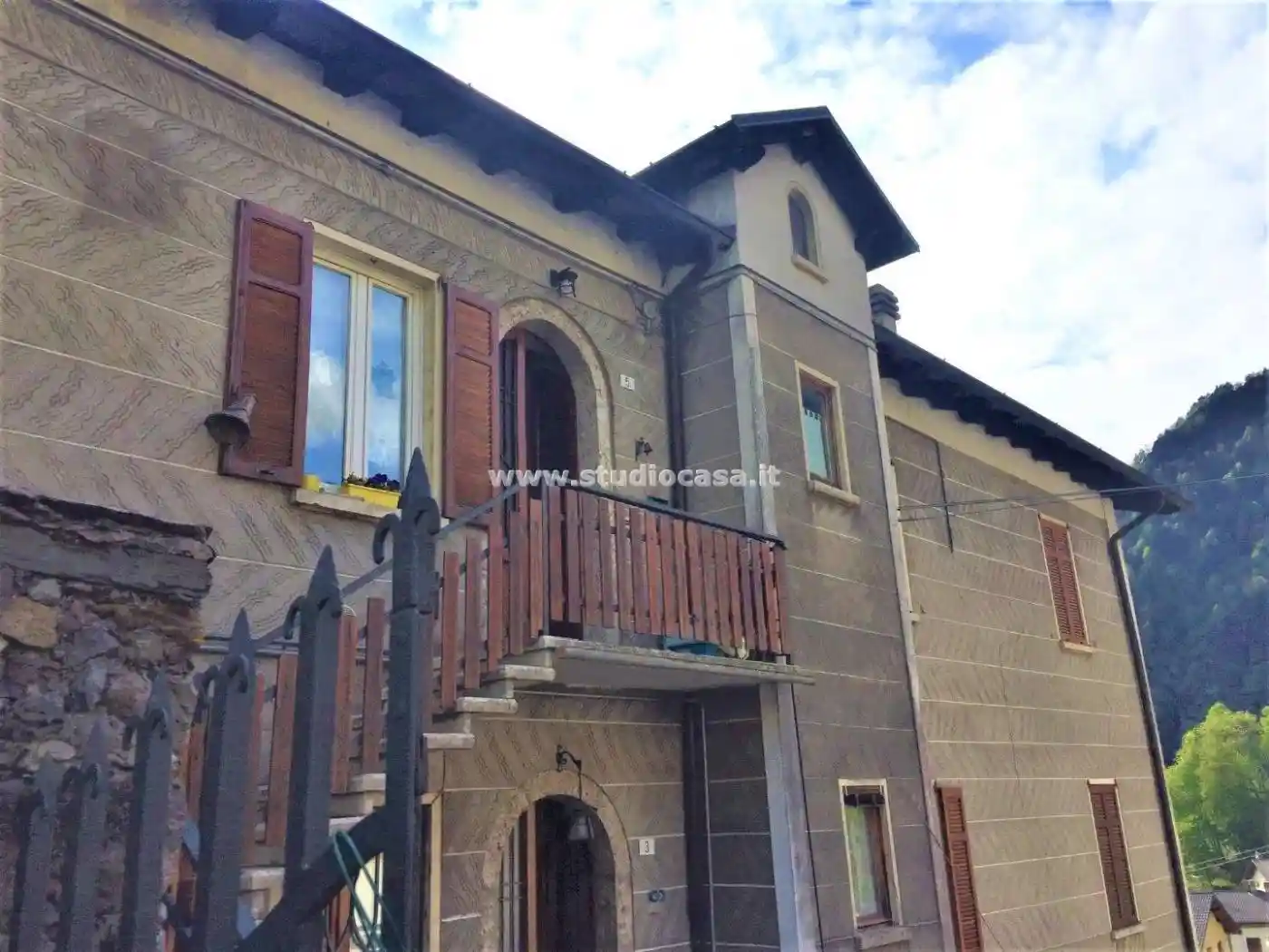 Appartamento in vendita a Roncobello