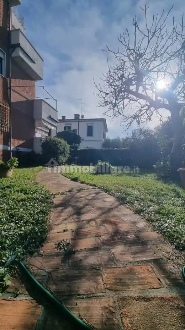 Appartamento in vendita a Livorno