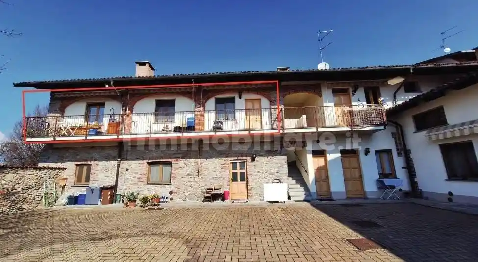 Appartamento in vendita a Gaglianico