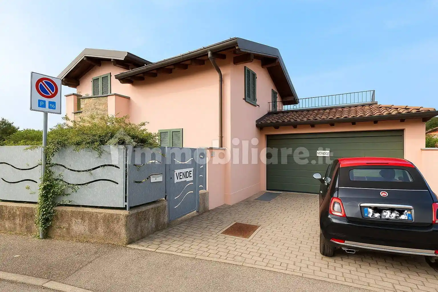 Villa in vendita a Olgiate Comasco